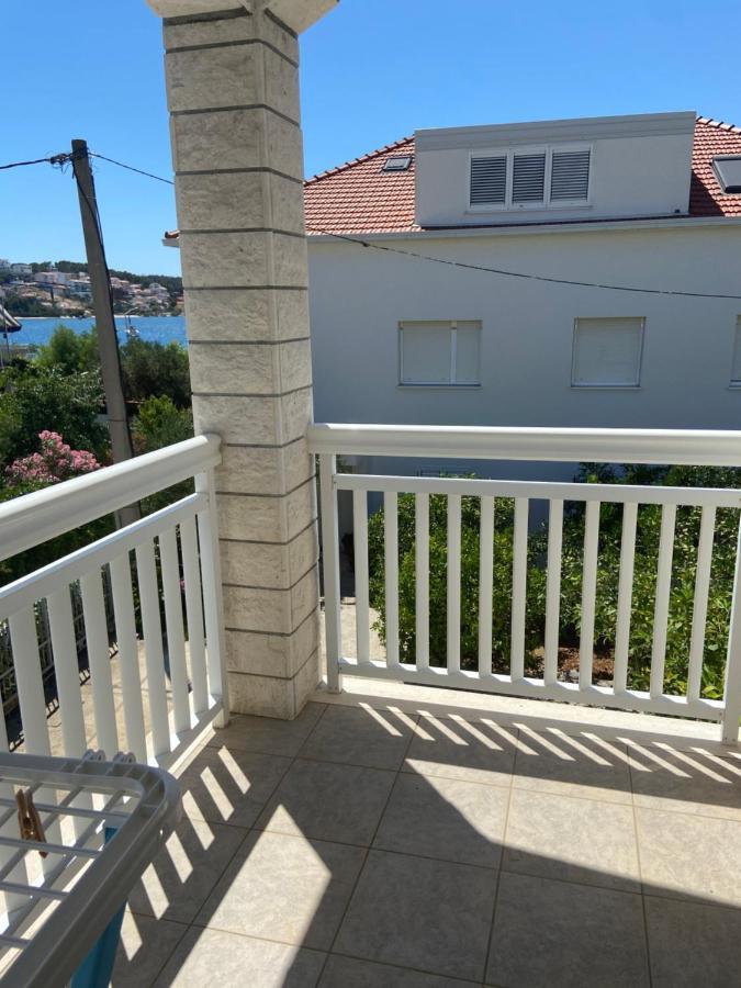 House Mare Apartment Трогир Екстериор снимка