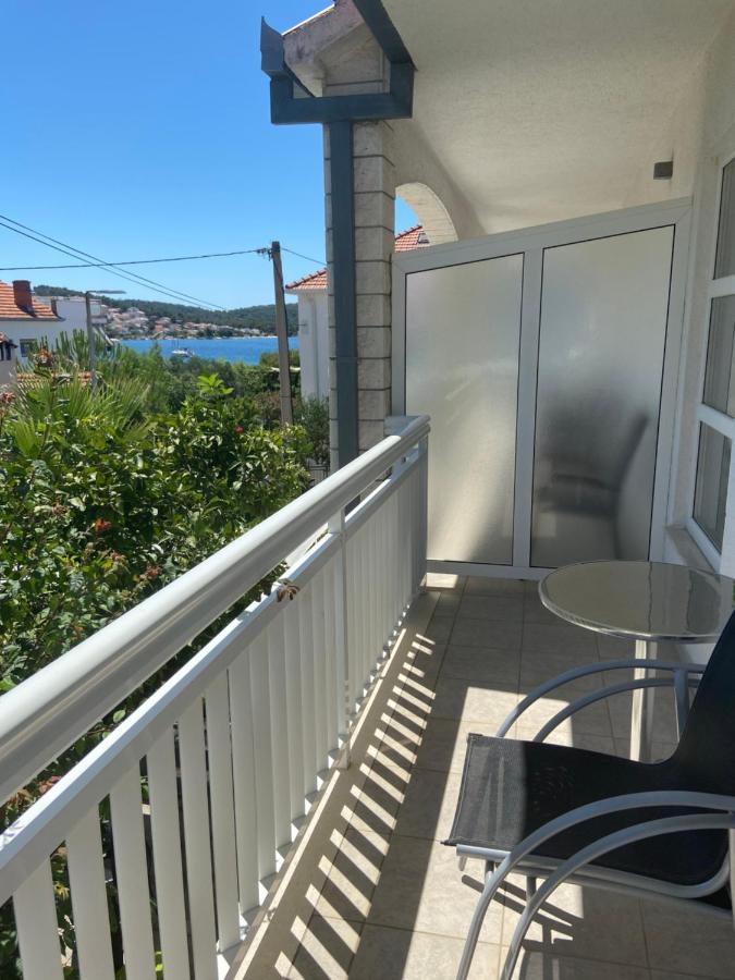 House Mare Apartment Трогир Екстериор снимка