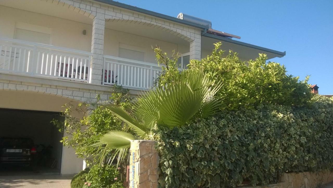 House Mare Apartment Трогир Екстериор снимка