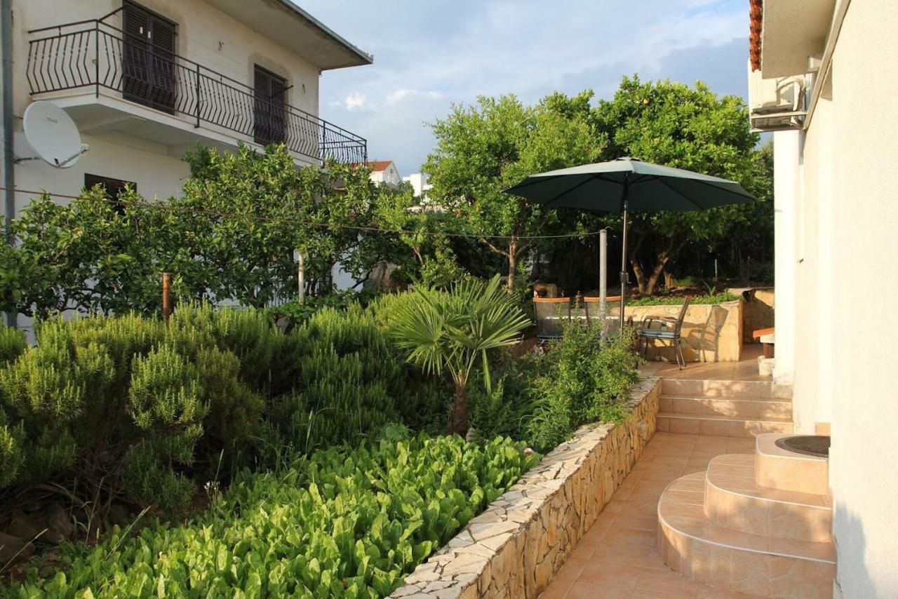 House Mare Apartment Трогир Екстериор снимка